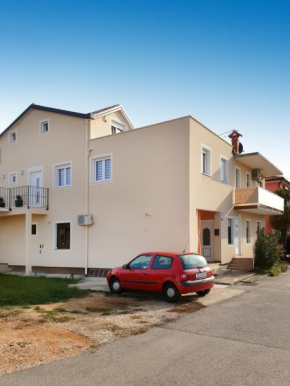Apartments with a parking space Umag - 16354
